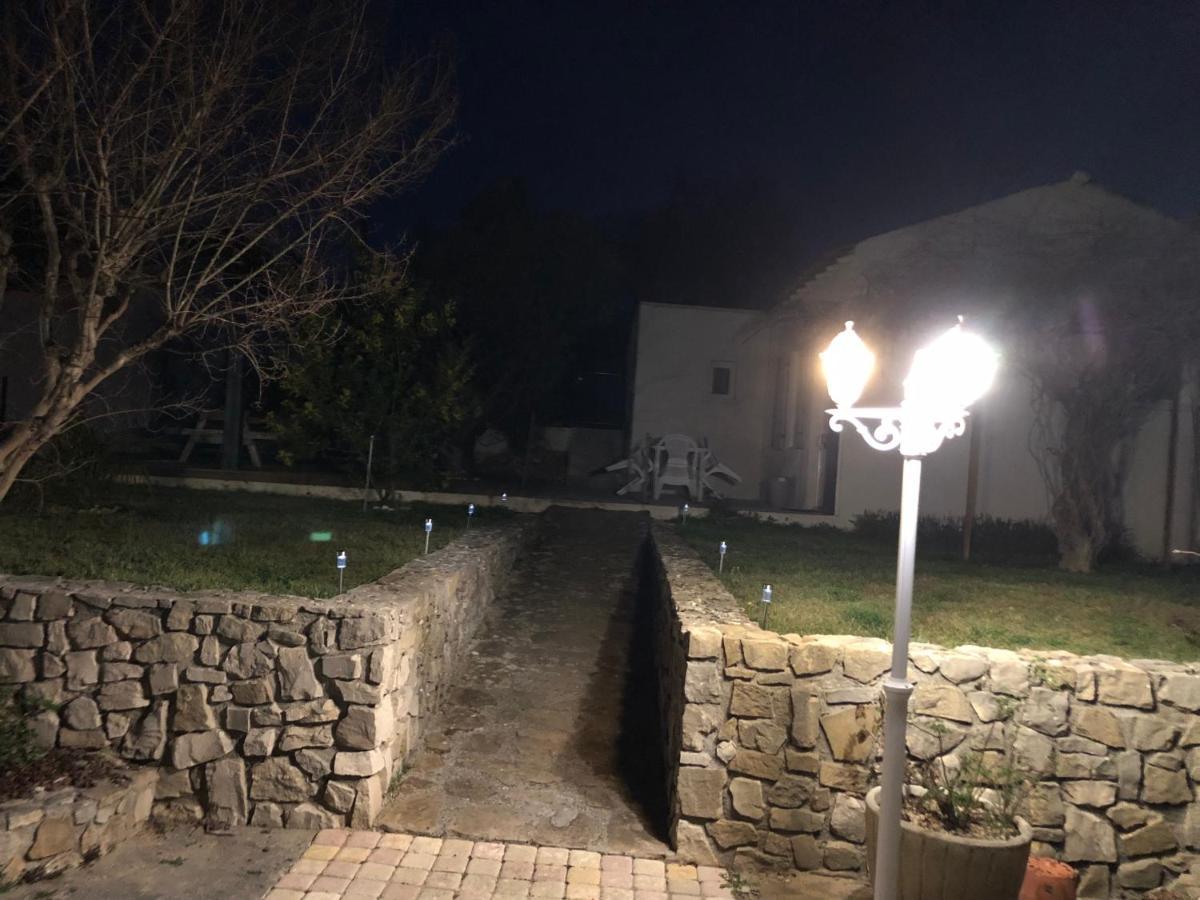 Gite Climatise Avec Piscine Sur Les Hauteurs De Bollene Exterior photo