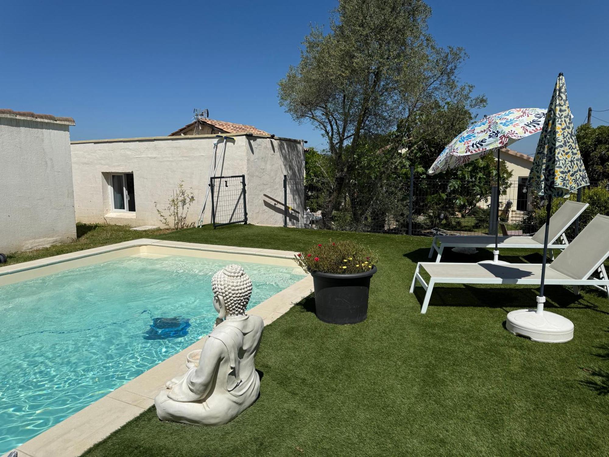 Gite Climatise Avec Piscine Sur Les Hauteurs De Bollene Exterior photo