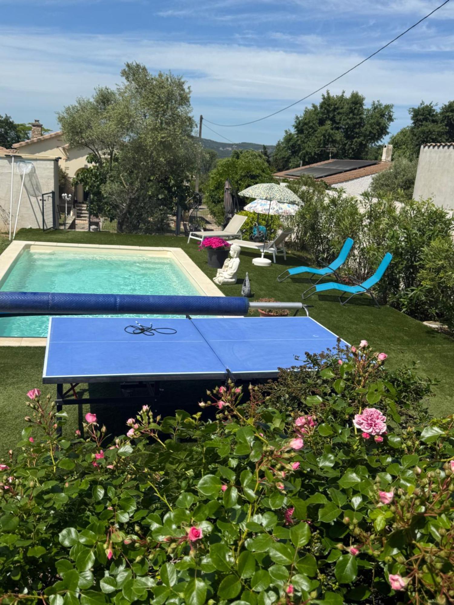 Gite Climatise Avec Piscine Sur Les Hauteurs De Bollene Exterior photo